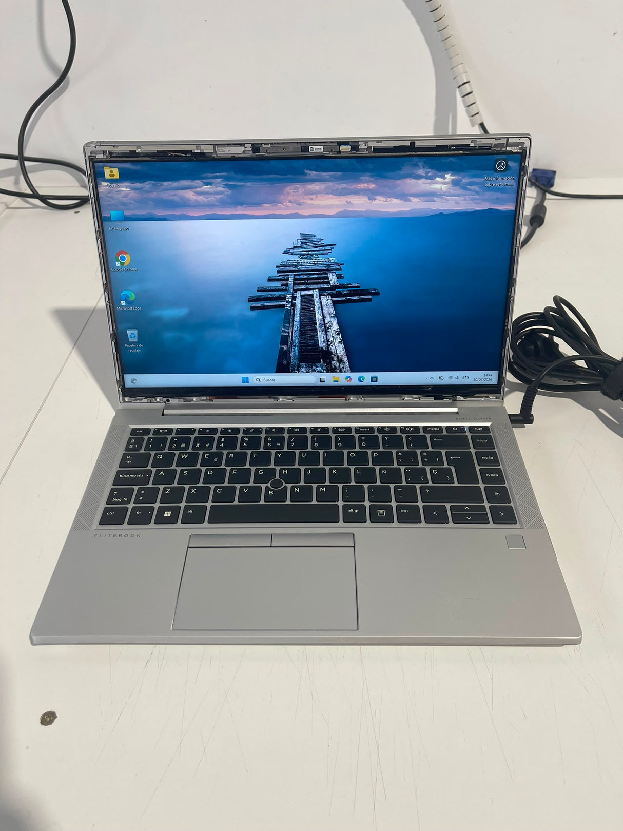 HP EliteBook 845 G7 Reacondicionado GRADO C — 14" FHD IPS, AMD Ryzen 3 PRO 4450U, 16GB RAM, SSD | Outlet Oportunidad